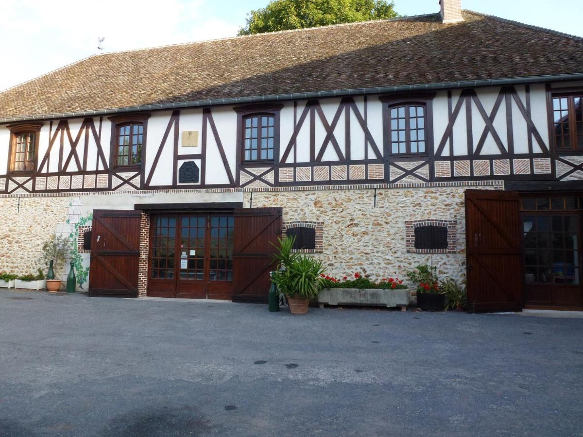 Le Domaine Du Cellier Bed & Breakfast Sézanne Exterior photo